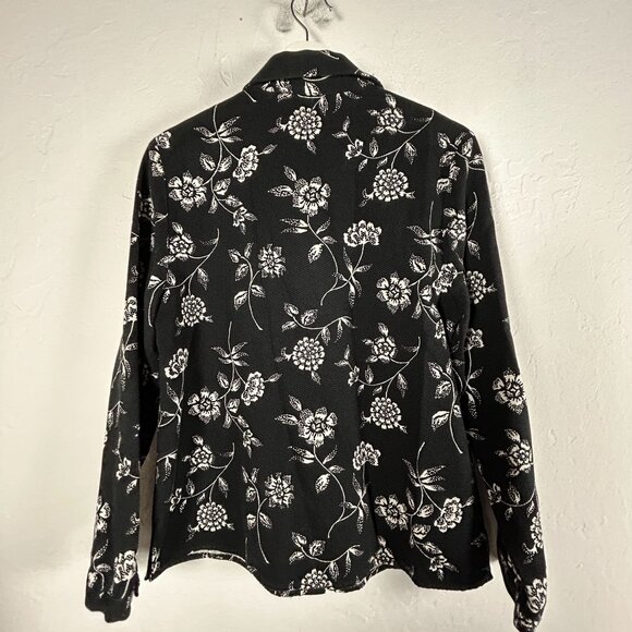 Pendleton Womens Black White Floral Button-Up Shirt Size 12P Long Sleeve Casual - Picture 2 of 7